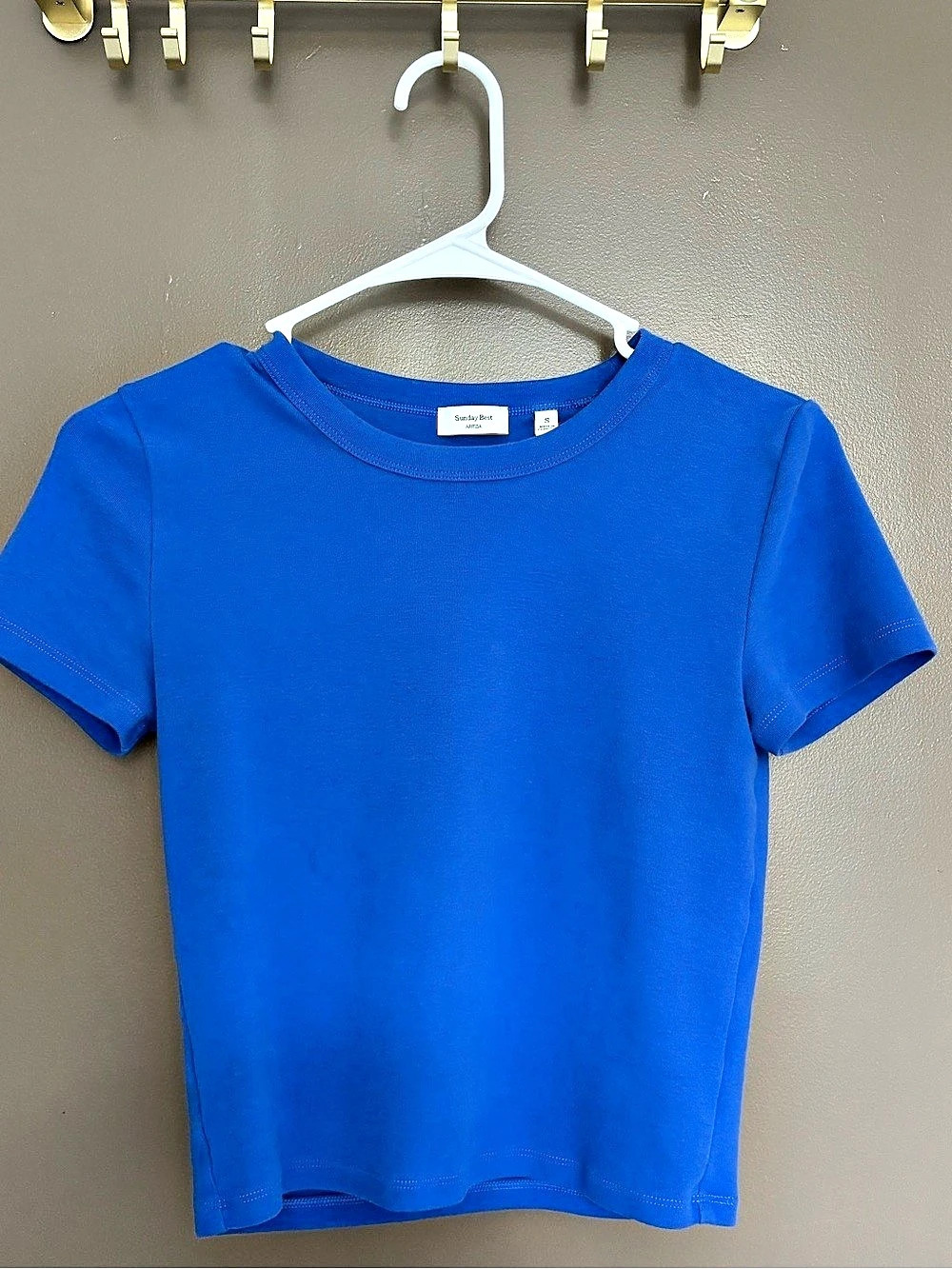Sunday Best Short Sleeve Tee in Blue Size Small Like New